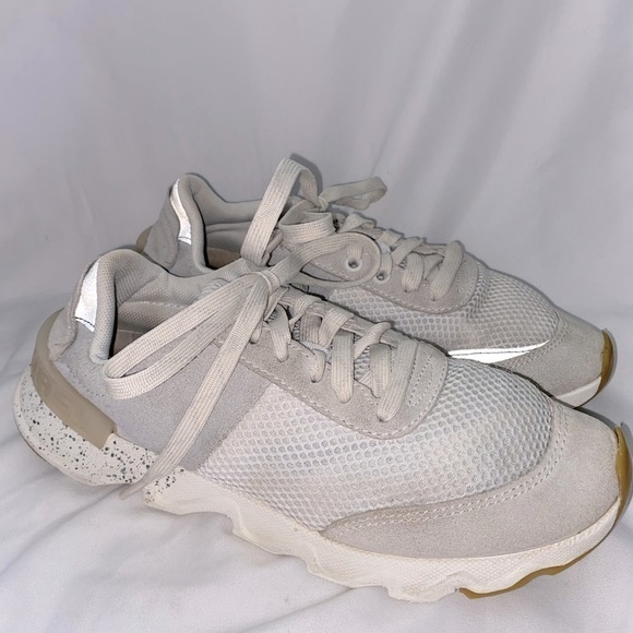 SOREL kinetic lite lace sneakers in cream and white womens size 9 - Picture 10 of 16